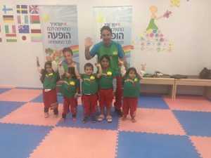 גילי בא לבקר - גלריית תמונות